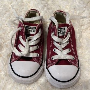 Used Kids maroon CONVERSE ALL STAR size 7